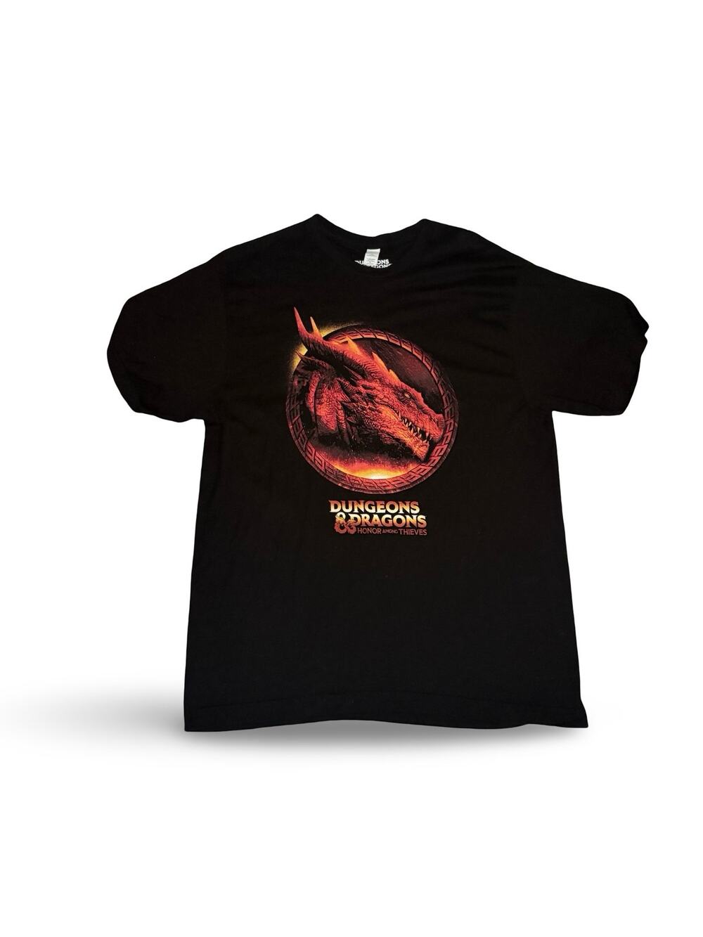Dungeons & Dragons: BlackHonor Among Thieves Dragon Graphic T-Shirt – Men’s XL
